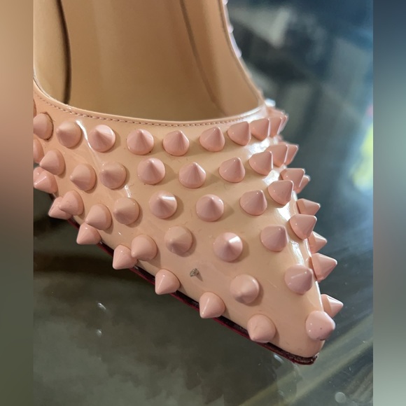 Christian Louboutin Peach Patent Leather Pigalle Spikes Pumps - Picture 2 of 16